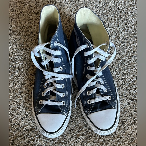 University of Michigan painted converse - Picture 5 of 7